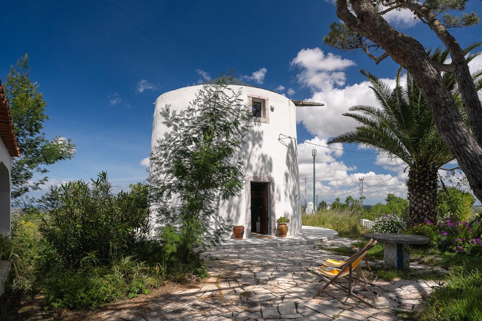 New! Windmill In The Midst Of Nature Villa Mafra Exterior foto